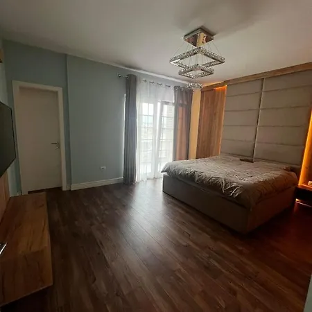 Apartament New